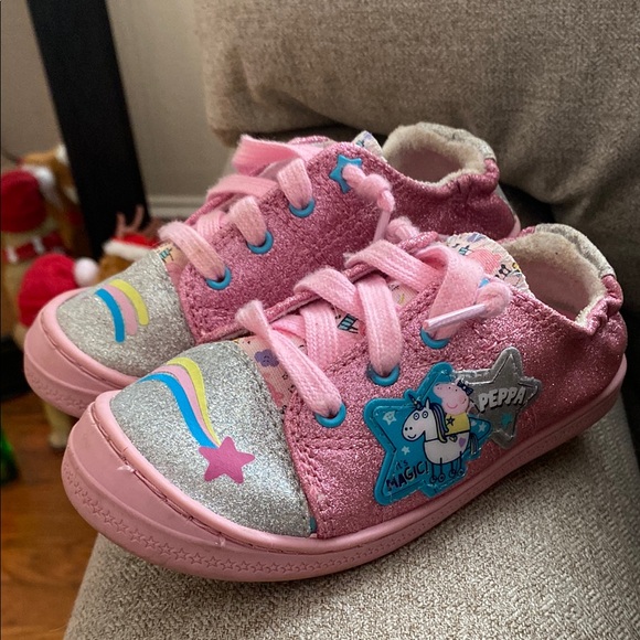 Pink Kids Shoes with Peppa Pig Rainbow Design - Picture 2 of 4